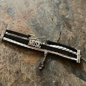 Black and white "music" bracelet